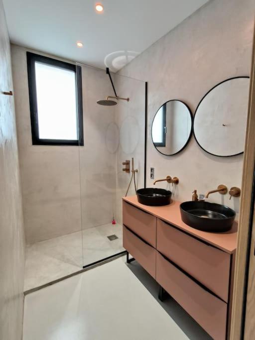 Industrial Luxury Nimes & Arles Villa Beaucaire  Exterior photo