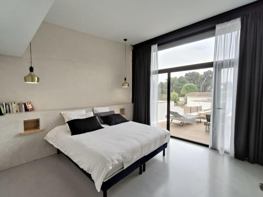 Industrial Luxury Nimes & Arles Villa Beaucaire  Exterior photo